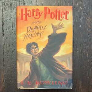Harry Potter and the Deathly Hallows Book